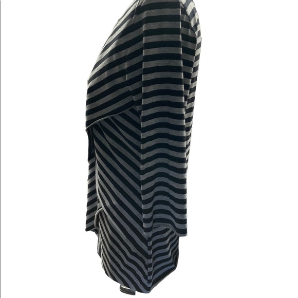 VERVE ami V-neck Top - Picture 6 of 8